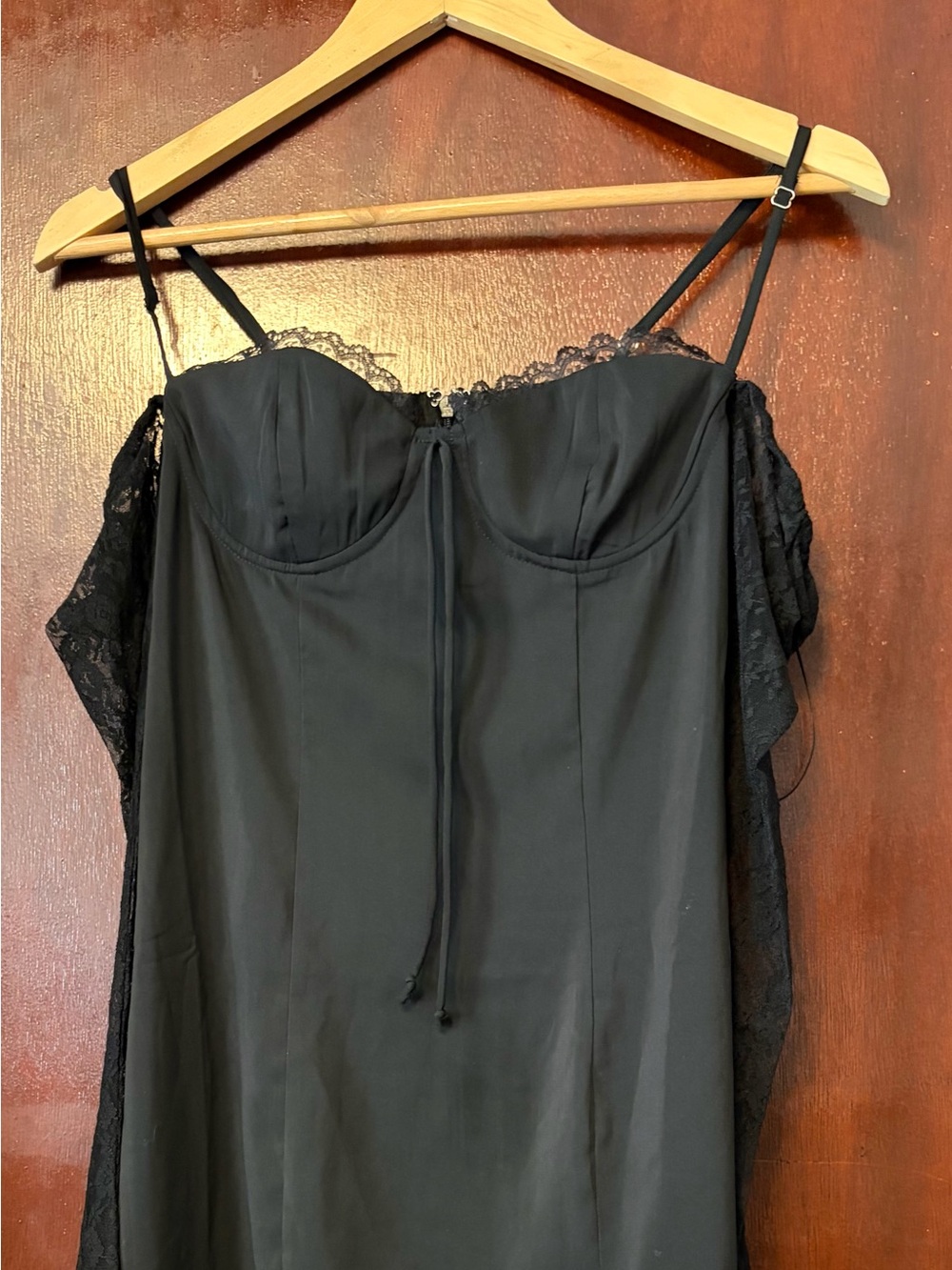 Women’s Sky to Moon Black Lace-Trim Slip Dress